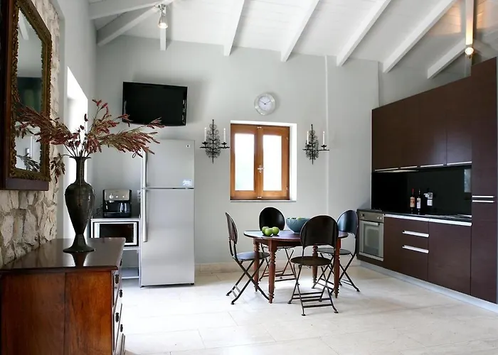 Sunkiss Private Retreat With Pool * Syvota